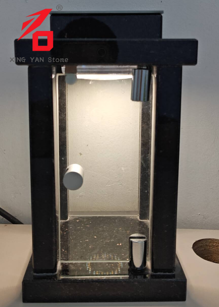 Güneş Panelli Mezarlık LED Lambası